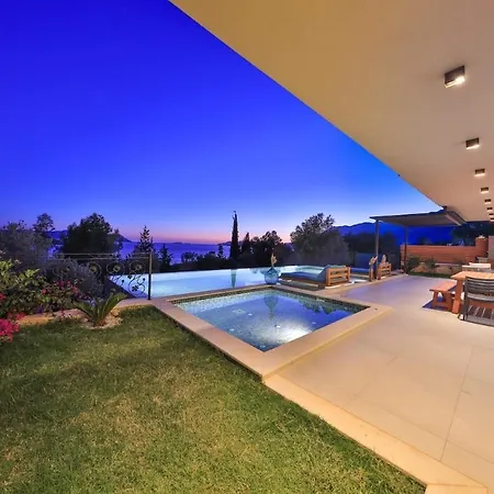 Siren, Female Housekeeper Villa Kas